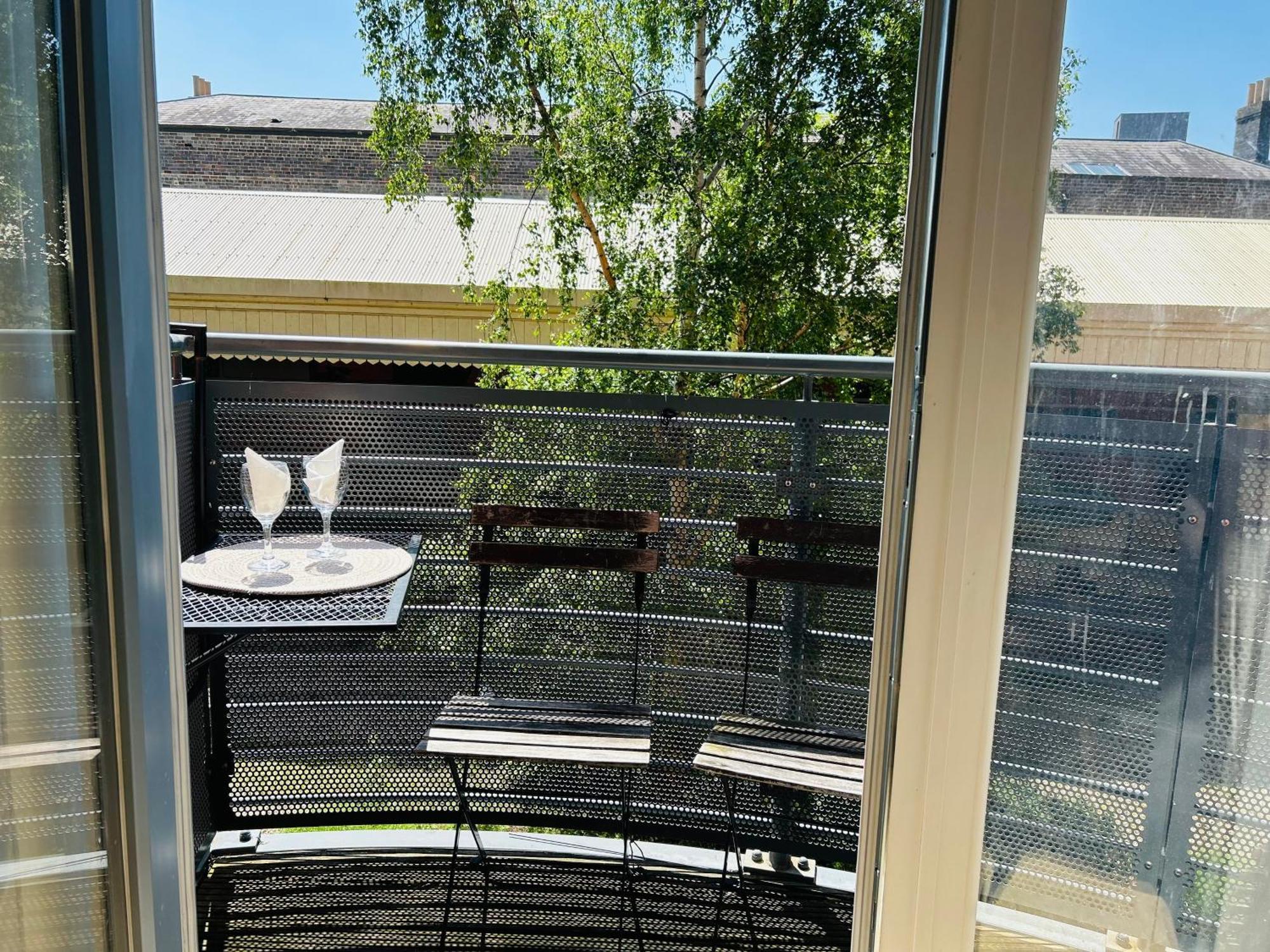 Modern Apartment Broad Gauge Way - Ideal For Work And Leisure Wolverhampton Dış mekan fotoğraf